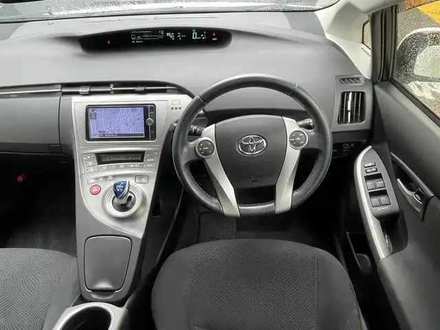 トヨタ プリウス S 静岡県 2013(平25)年 8万km ホワイトパールクリスタルシャイン ワンオーナー/純正ナビ/フルセグTV/DVD/CD/SD/BT/バックカメラ/前後ドライブレコーダー/ビルトインETC/HIDヘッドライト/ステアリングスイッチ/純正15インチAW/スマートキー×2/保証書/取扱説明書/ナビ取扱説明書