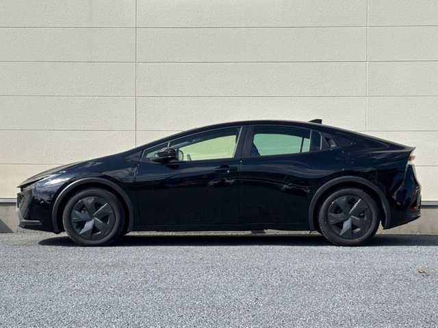 トヨタ プリウス U 茨城県 2023(令5)年 3.8万km アティチュードブラックマイカ 純正ナビ/(BT/TV/USB)/バックカメラ/レーダークルーズコントロール/ETC2.0/レーンアシスト/ドライブレコーダー(前後)/オートライト/LEDヘッドライト/純正AW