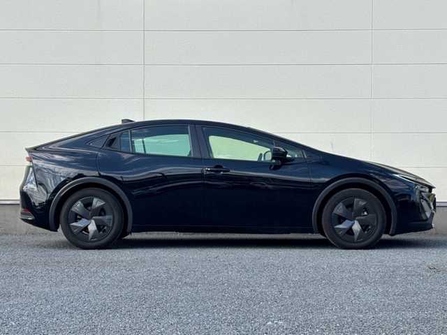 トヨタ プリウス U 茨城県 2023(令5)年 3.8万km アティチュードブラックマイカ 純正ナビ/(BT/TV/USB)/バックカメラ/レーダークルーズコントロール/ETC2.0/レーンアシスト/ドライブレコーダー(前後)/オートライト/LEDヘッドライト/純正AW