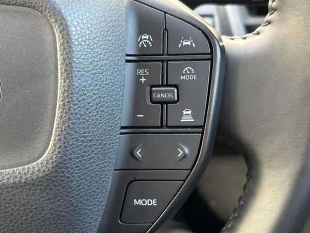トヨタ プリウス U 茨城県 2023(令5)年 3.8万km アティチュードブラックマイカ 純正ナビ/(BT/TV/USB)/バックカメラ/レーダークルーズコントロール/ETC2.0/レーンアシスト/ドライブレコーダー(前後)/オートライト/LEDヘッドライト/純正AW