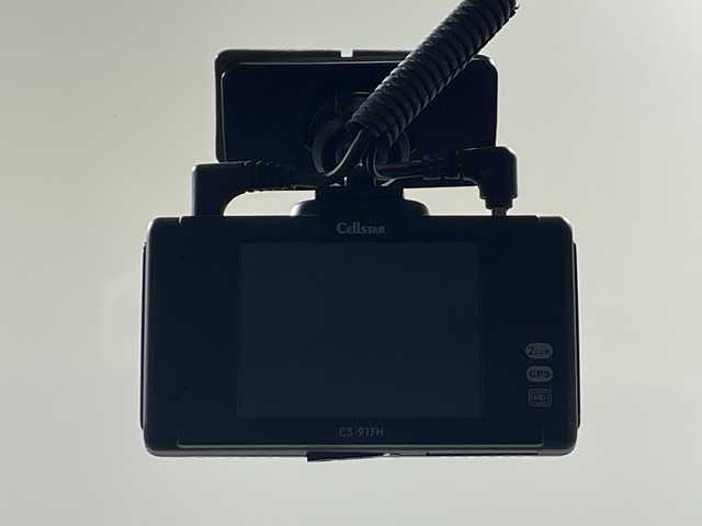 トヨタ ルーミー カスタムG－T 神奈川県 2021(令3)年 1万km パールホワイトⅢ 純正9インチSDナビ【NSZT-Y68T】/Bluetooth・CD・DVD・SD・フルセグTV/パノラミックビューモニター/スマートアシスト/アダプティブクルーズコントロール/両側パワースライドドア/スペアキー1本/シートヒーター/前後ドライブレコーダー/コーナーセンサー/ビルトインETC/純正フロアマット/純正15インチアルミホイール/LEDヘッドライト/オートマチックハイビーム/衝突回避支援ブレーキ機能/衝突警報機能/ふらつき警報/車線逸脱警報機能/サイドビューランプ/ブレーキ制御付誤発進抑制機能/路側逸脱警報/標識認識機能/アダプティブドライビングビーム