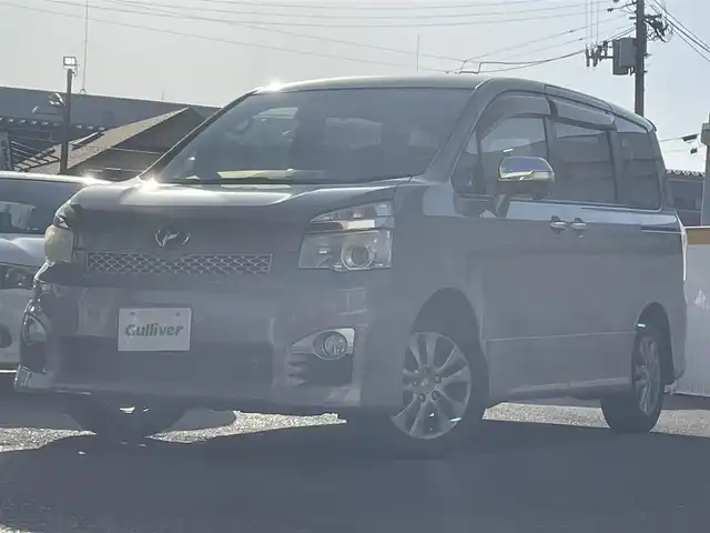 トヨタ ヴォクシー ZS 煌Ⅲ 宮城県 2012(平24)年 11.1万km アイスチタニウムマイカメタリック 登録時走行距離110779km/・純正ＳＤナビ/・フルセグテレビ/・バックカメラ/・両側パワースライドドア/・スマートキー/・プッシュスタート/・Ｂｌｕｅｔｏｏｔｈ/・純正アルミホイール/・パドルシフト/・純正ドアバイザー/・純正フロアマット/・ＥＴＣ