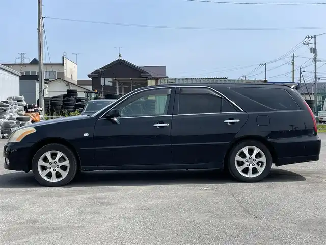 トヨタ マークⅡ ブリット 2．0iR Fourアニバ ナビP 道央・札幌 2004(平16)年 17.4万km ブラック ４WD/純正メーカーナビ/AM/FM/CD/MD/ワンセグ/横滑り防止装置/ETC/PWRMODE/SNOWMODE/リモコンキー/HIDヘッドライト/オートライト/フォグランプ/ヘッドライトレベライザー/電動格納ミラー/ヒーテッドドアミラー/ドアバイザー/スペアキー/純正AW付冬タイヤ積込/205/55/R16/2020年/山5mm