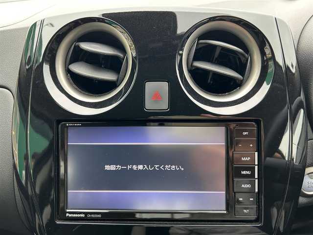 日産 ノート e－パワー X 静岡県 2018(平30)年 3.9万km スーパーブラック ////エンジンスタートボタン/パワーステアリング/パワーウィンドウ/取扱説明書/アイドリングストップ/スマートキー/スペアキー１本/オートエアコン/ETC/全方位カメラ/メモリナビ（CD/DVD/BT/フルセグ）/ドライブレコーダー/純正フロアマット/純正アルミホイール/ABS/横滑り防止装置/コーナーセンサー前後/レーンキープアシスト/オートライト/Wエアバック/衝突軽減システム