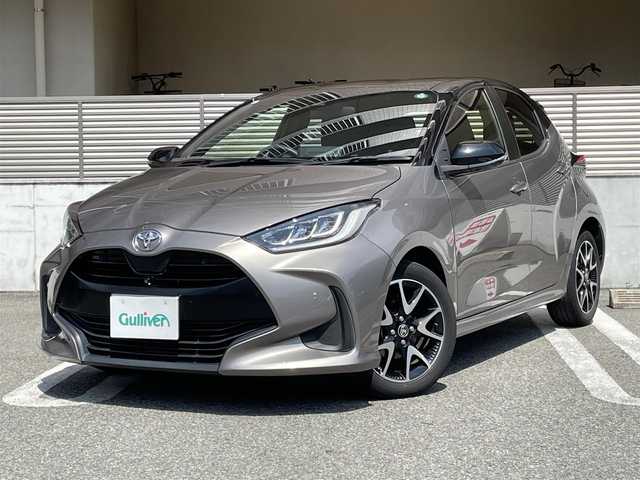 トヨタ ヤリス Z 大阪府 2020(令2)年 3.9万km ブラック/アバンギャルドブロンズメタリック ワンオーナー/ブラインドスポット/パノラミックビューモニター/リアクロストラフィックアラート/パーキングサポートブレーキ/インテリジェントクリアランスソナー/純正8インチナビ（AM/FM/BT/フルセグ）/バックガイドモニター/トヨタセーフティー/・プリクラッシュセーフティー/・レーントレーシングアシスト/・レーンディバーチャーアラート/・レーダークルーズコントロール/・オートマチックハイビーム/・ロードサインアシスト/先行車発進告知機能/盗難防止システム/シートヒーター/ETC2.0/革巻きステアリング/プッシュスタート/保証書/取扱説明書/記録簿（R3、R5、R7）