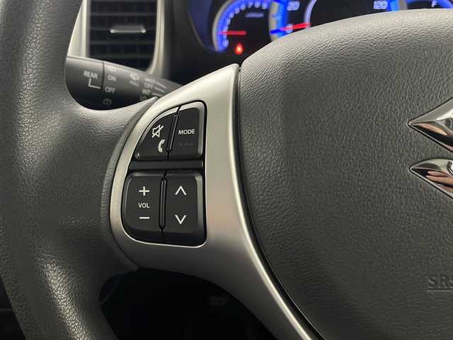 スズキ スペーシア X リミテッド 宮崎県 2015(平27)年 2万km パールホワイト 禁煙車/衝突被害軽減ブレーキ/純正ナビTV/（AUX/FMAM/ワンセグTV)/純正バックカメラ/純正キセノンオートライト/純正14インチアルミ/純正エアロ/純正ルーフエンドスポイラー/純正フロアマット/両側電動スライドドア/前席シートヒーター/オートエアコン/ウインカードアミラー/スマートキー/プッシュエンジンスタート/スペアキー/新車時保証書/取扱い説明書