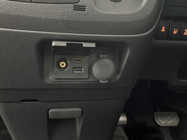 スズキ スペーシア X リミテッド 宮崎県 2015(平27)年 2万km パールホワイト 禁煙車/衝突被害軽減ブレーキ/純正ナビTV/（AUX/FMAM/ワンセグTV)/純正バックカメラ/純正キセノンオートライト/純正14インチアルミ/純正エアロ/純正ルーフエンドスポイラー/純正フロアマット/両側電動スライドドア/前席シートヒーター/オートエアコン/ウインカードアミラー/スマートキー/プッシュエンジンスタート/スペアキー/新車時保証書/取扱い説明書