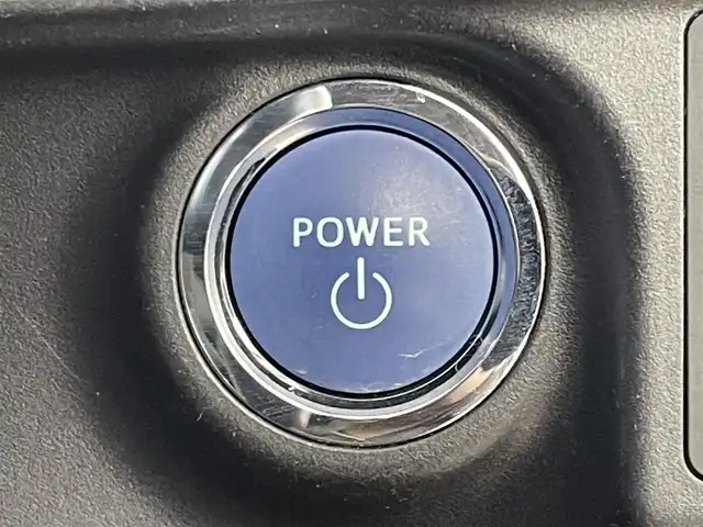 トヨタ アクア G 埼玉県 2014(平26)年 6.2万km ディープアメジストマイカメタリック 純正ナビ　バックカメラ　衝突軽減ブレーキ　ＥＴＣ　シートヒーター　社外アルミホイール　純正フロアマット　スマートキー　ステアリングスイッチ　プッシュスタート　スマートキー　オートライト　地デジフルセグ