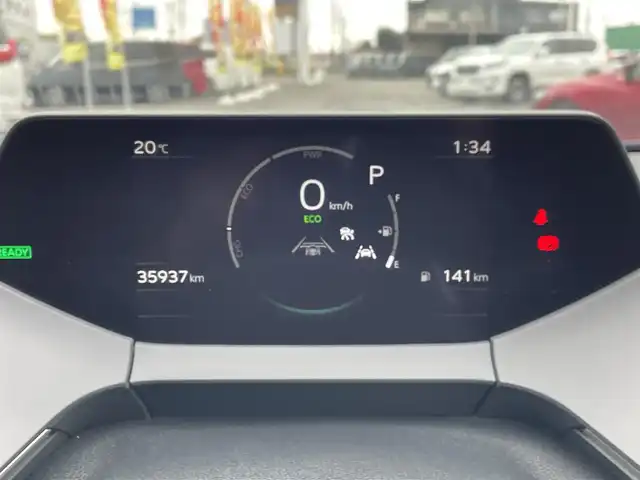 トヨタ プリウス U 千葉県 2023(令5)年 3.6万km グレー トヨタセーフティーセンス/・プリクラッシュセーフティー/・レーンディパーチャーアラート/・プロアクティブドライビングアシスト/・ロードサインアシスト/・パーキングサポートブレーキ/・オートマチックハイビーム/・アダプティブクルーズコントロール/純正ディスプレイオーディオ/・Bluetooth/フルセグTV/バックカメラ/スマートキー/AC100V1500W電源/純正LEDヘッドライト/前後コーナーセンサー/純正17インチアルミホイール(ホイールキャップ付)/ビルトインETC2.0/本革巻きステアリング/ヘッドライトレベライザー/サイド＆カーテンエアバッグ