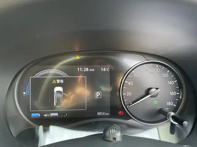 日産 キックス オーテック 滋賀県 2021(令3)年 1万km ピュアブラック 純正9インチナビ/Bluetooth/DVD/CD/SD/フルセグ/ビルトインETC/全方位カメラ/デジタルインナーミラー/コーナーセンサー（前後)/ドライブレコーダー/クルーズコントロール/LEDヘッドライト/プロパイロット/オーテック　合皮シート/シートヒーター/ルーフレール/純正フロアマット/プッシュスタート