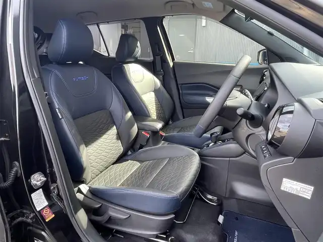 日産 キックス オーテック 滋賀県 2021(令3)年 1万km ピュアブラック 純正9インチナビ/Bluetooth/DVD/CD/SD/フルセグ/ビルトインETC/全方位カメラ/デジタルインナーミラー/コーナーセンサー（前後)/ドライブレコーダー/クルーズコントロール/LEDヘッドライト/プロパイロット/オーテック　合皮シート/シートヒーター/ルーフレール/純正フロアマット/プッシュスタート