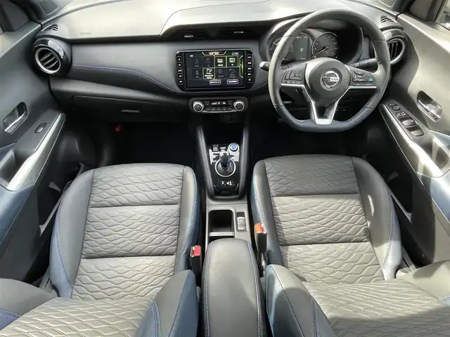 日産 キックス オーテック 滋賀県 2021(令3)年 1万km ピュアブラック 純正9インチナビ/Bluetooth/DVD/CD/SD/フルセグ/ビルトインETC/全方位カメラ/デジタルインナーミラー/コーナーセンサー（前後)/ドライブレコーダー/クルーズコントロール/LEDヘッドライト/プロパイロット/オーテック　合皮シート/シートヒーター/ルーフレール/純正フロアマット/プッシュスタート