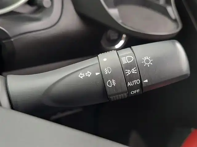 スズキ スイフト スポーツ セーフティPKG 東京都 2019(平31)年 4.1万km スピーディーブルーM 純正8インチナビ(CN-RZ846)/【FM/AM/SD/ipod/TV/USB/BT/DISC】/ビルトインETC/セーフティサポート/・デュアルセンサーブレーキサポート/・車線逸脱警報機能/・アダプティブクルーズコントロール/シートヒーター/LEDヘッドライト/フォグランプ/オートライト/USBポート/純正17インチAW/純正フロアマット/プッシュスタート/スマートキー/スペアキー/取扱説明書/保証書