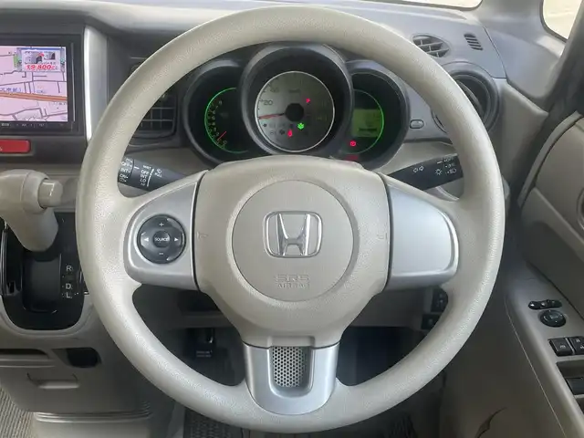 ホンダ Ｎ ＢＯＸ G Lパッケージ 熊本県 2012(平24)年 12.4万km ヒダマリアイボリーパール ワンオーナー/プッシュスタート/社外ナビ/（CD・DVD・フルセグTV・BTオーディオ・SD）/バックカメラ/ETC/両側パワースライドドア/アイドリングストップ/純正フロアマット/純正ドアバイザー/新車保証書/取扱説明書/スマートスペアキー×1本