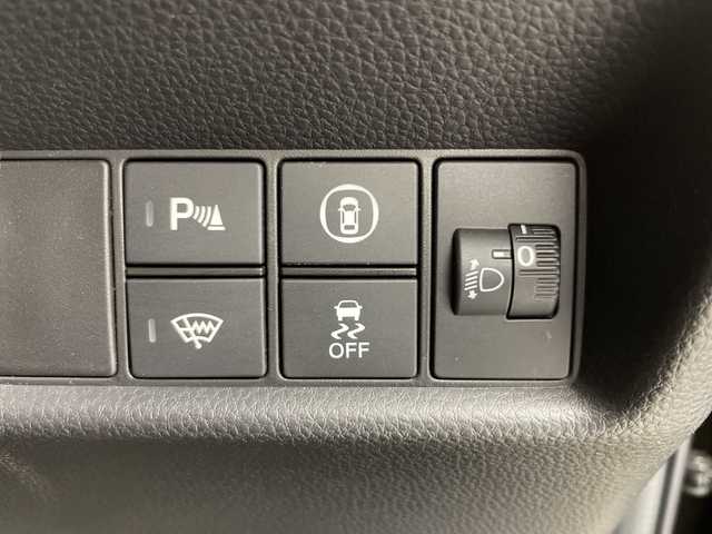 ホンダ フィット ホーム 道央・札幌 2021(令3)年 5.6万km プレミアムグラマラスブロンズP ・4WD/・ホンダセンシング/・アダプティブクルーズコントロール/・純正SDナビ/　　（フルセグTV/BT/CD/DVD）/・バックカメラ/・ステアリングスイッチ/・ワイパーデアイサー/・オートライト/LEDヘッドライト/・ecoモード/・パーキングセンサー/・前後ドライブレコーダー/・冬タイヤ積込/・横滑り防止機能/・ETC