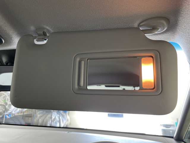 ホンダ フィット ホーム 道央・札幌 2021(令3)年 5.6万km プレミアムグラマラスブロンズP ・4WD/・ホンダセンシング/・アダプティブクルーズコントロール/・純正SDナビ/　　（フルセグTV/BT/CD/DVD）/・バックカメラ/・ステアリングスイッチ/・ワイパーデアイサー/・オートライト/LEDヘッドライト/・ecoモード/・パーキングセンサー/・前後ドライブレコーダー/・冬タイヤ積込/・横滑り防止機能/・ETC