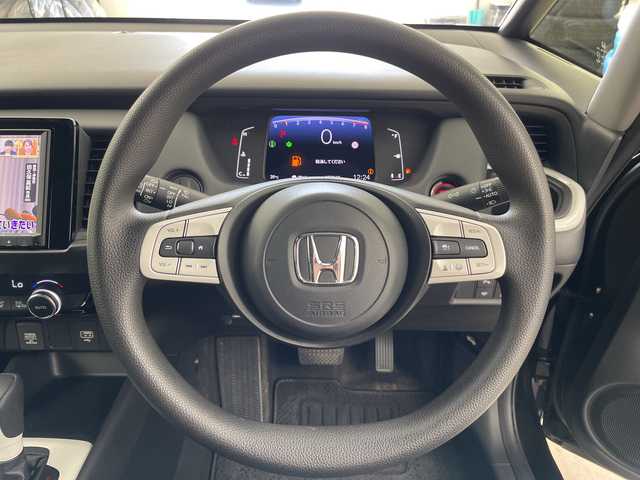 ホンダ フィット ホーム 道央・札幌 2021(令3)年 5.6万km プレミアムグラマラスブロンズP ・4WD/・ホンダセンシング/・アダプティブクルーズコントロール/・純正SDナビ/　　（フルセグTV/BT/CD/DVD）/・バックカメラ/・ステアリングスイッチ/・ワイパーデアイサー/・オートライト/LEDヘッドライト/・ecoモード/・パーキングセンサー/・前後ドライブレコーダー/・冬タイヤ積込/・横滑り防止機能/・ETC