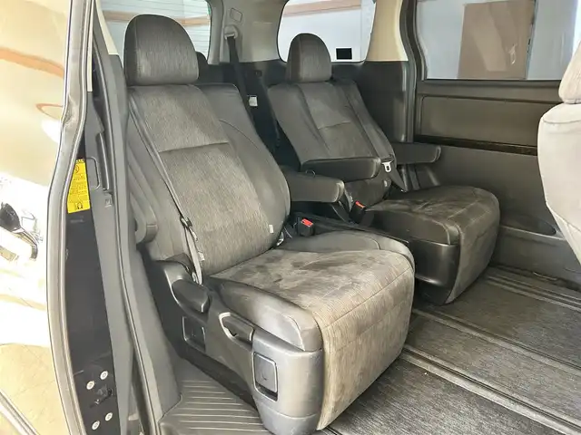 トヨタ アルファードハイブリット SR 道央・札幌 2013(平25)年 13.7万km ブラック ・4WD/・ALPINE9インチナビ/・フルセグTV/DVD/CD/SD/BT/・バックカメラ/・サンルーフ/・ALPINEリヤフリップダウンモニター/・両側パワースライドドア/・AC100V1500W電源/・クルーズコントロール/・パーキングセンサー/・AFS/・ETC/・ダウンサス/・前席パワーシート/・LEDヘッドライト/・LEDフォグ/・プッシュスタート/・スマートキー/・ドアバイザー/・電格ミラー