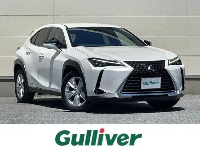 レクサス ＵＸ 250h バージョンC 茨城県 2020(令2)年 5.2万km ソニッククォーツ 革巻きステアリング/ステアリングヒーター/ステアリングスイッチ/メーカーナビ/パノラミックビューカメラ/三眼LEDヘッドライト/BSM/レザーシート/パワーバックドア/レーダークルーズコントロール/レクサスセーフティセンス/シートヒーター/パワーメモリーシート/ETC