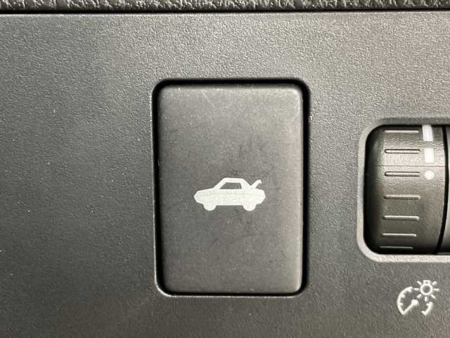 スバル ＢＲＺ S 群馬県 2012(平24)年 9.1万km サテンホワイトパール 純正ナビ　バックカメラ　フルセグＴＶ　ＥＴＣ　ドラレコ　ＬＥＤヘッドライト　オートライト　パドルシフト　純正アルミホイール　スマートキー　プッシュスタートボタン　衝突被害軽減ブレーキ　禁煙車