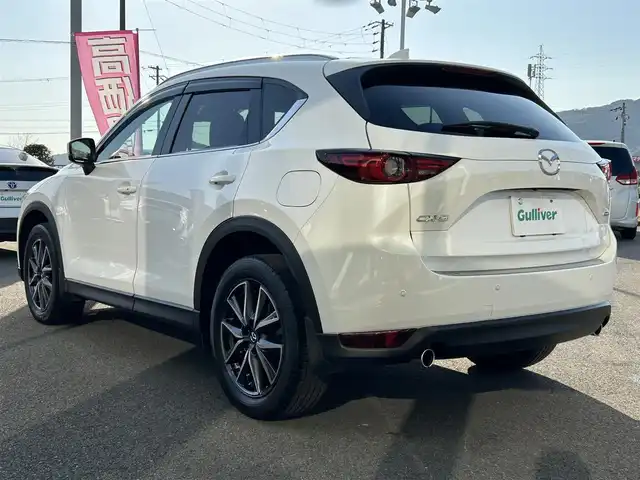 マツダ ＣＸ－５ XD Lパッケージ 兵庫県 2019(平31)年 5.9万km スノーフレイクホワイトパールマイカ BOSEサウンドシステム(OP)/360°ビューモニター(OP)/アドバンストスマートシティブレーキサポート/後退時スマートシティブレーキサポート/誤発進抑制制御/レーダークルーズコントロール/ブラインドスポットモニタリング/車線逸脱警報システム/レーンキープアシスト/リアパーキングサポート/マツダコネクト7インチナビ/　CD/DVD/Bluetooth/フルセグTV/前後ドライブレコーダー/ブラックレザーシート/前席パワーシート /前席シートヒーター/ステアリングヒーター/パワーバックドア/オートライト/LEDヘッドライト/クリアランスソナー /ヘッドアップディスプレイ/純正19インチAW/ETC/プッシュスタート/フロアマット/トノカバー