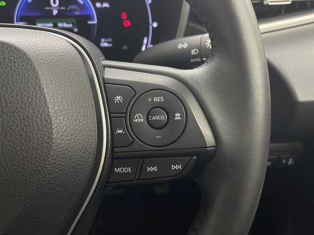 トヨタ カローラツーリング ハイブリッド G 秋田県 2022(令4)年 2.2万km プラチナホワイトパールマイカ ワンオーナー /４WD/純正ナビ【AM/FM/BT】　/フルセグＴＶ　/バックカメラ　/ＥＴＣ２．０　/フロントワイパーデアイサー　/横滑り防止装置　　/オートマチックハイビーム　/ライトレベライザー　/クリアランスソナー　/クルーズコントロール　/スマートキー/オートライト/ステアリングリモコン/オートホールド /自動パーキングブレーキ/電格ミラー/プッシュスタート /純正フロアマット/サイドバイザー /純正AW/ウィンカーミラー /コーナーセンサー /保証書/取扱説明書