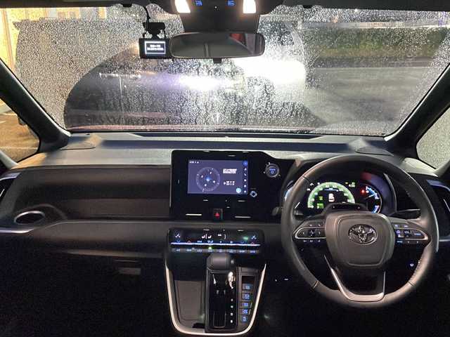 トヨタ ノア ハイブリッド S－Z 岩手県 2022(令4)年 3.5万km レッドマイカメタリック 寒冷地仕様　純正ナビ　バックＣ　両側電動スライド　ビルドインＥＴＣ２．０　ＵＳＢｔｙｐｅＣ　レーダークルーズ　ハーフレザーシート　シートヒーター　ＡＣ１００Ｖコンセント　ドラレコ　ＢＳＭ　純正１６ＡＷ