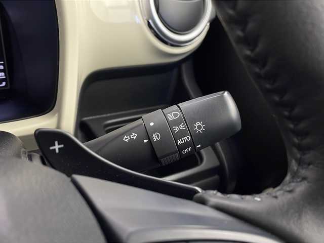 スズキ クロスビー HYBRID MZ 栃木県 2019(平31)年 4.2万km キャラバンアイボリーパールメタリック/ホワイト 2トーンルーフ 4WD/全方位モニター用カメラパッケージ装着車/インタークーラーターボ/デュアルセンサーブレーキサポート/パナソニック8インチナビ（CN-RZ843）/　フルセグTV/Bluetooth/DVD/クルーズコントロール/コーナーセンサー/パドルシフト/D/Nシートヒーター/AUTOライト/LEDヘッドライト/ETC/純正フロアマット/AW付きスタッドレスタイヤ積載