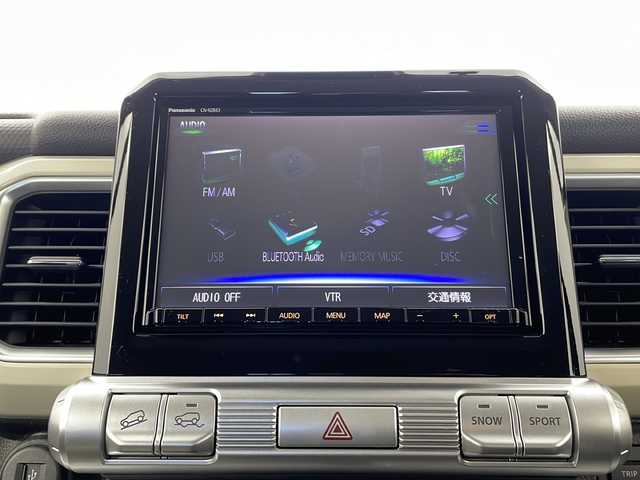 スズキ クロスビー HYBRID MZ 栃木県 2019(平31)年 4.2万km キャラバンアイボリーパールメタリック/ホワイト 2トーンルーフ 4WD/全方位モニター用カメラパッケージ装着車/インタークーラーターボ/デュアルセンサーブレーキサポート/パナソニック8インチナビ（CN-RZ843）/　フルセグTV/Bluetooth/DVD/クルーズコントロール/コーナーセンサー/パドルシフト/D/Nシートヒーター/AUTOライト/LEDヘッドライト/ETC/純正フロアマット/AW付きスタッドレスタイヤ積載