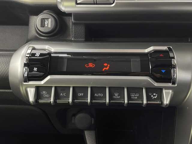 スズキ クロスビー HYBRID MZ 栃木県 2019(平31)年 4.2万km キャラバンアイボリーパールメタリック/ホワイト 2トーンルーフ 4WD/全方位モニター用カメラパッケージ装着車/インタークーラーターボ/デュアルセンサーブレーキサポート/パナソニック8インチナビ（CN-RZ843）/　フルセグTV/Bluetooth/DVD/クルーズコントロール/コーナーセンサー/パドルシフト/D/Nシートヒーター/AUTOライト/LEDヘッドライト/ETC/純正フロアマット/AW付きスタッドレスタイヤ積載