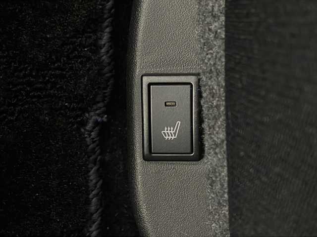 スズキ クロスビー HYBRID MZ 栃木県 2019(平31)年 4.2万km キャラバンアイボリーパールメタリック/ホワイト 2トーンルーフ 4WD/全方位モニター用カメラパッケージ装着車/インタークーラーターボ/デュアルセンサーブレーキサポート/パナソニック8インチナビ（CN-RZ843）/　フルセグTV/Bluetooth/DVD/クルーズコントロール/コーナーセンサー/パドルシフト/D/Nシートヒーター/AUTOライト/LEDヘッドライト/ETC/純正フロアマット/AW付きスタッドレスタイヤ積載