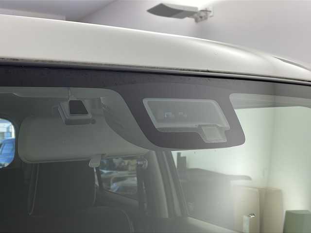 スズキ クロスビー HYBRID MZ 栃木県 2019(平31)年 4.2万km キャラバンアイボリーパールメタリック/ホワイト 2トーンルーフ 4WD/全方位モニター用カメラパッケージ装着車/インタークーラーターボ/デュアルセンサーブレーキサポート/パナソニック8インチナビ（CN-RZ843）/　フルセグTV/Bluetooth/DVD/クルーズコントロール/コーナーセンサー/パドルシフト/D/Nシートヒーター/AUTOライト/LEDヘッドライト/ETC/純正フロアマット/AW付きスタッドレスタイヤ積載