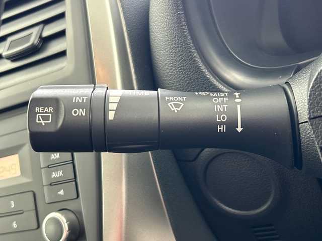 日産 マーチ 奈良県 2017(平29)年 1.1万km ピュアブラック 純正オーディオ/AM/FM/AUX/横滑り防止装置/ヘッドライトレベライザー/リモコンキー/純正フロアマット/電格ミラー/Wエアバッグ/ABS/ドアバイザー/ハロゲンライト/スペアタイヤ