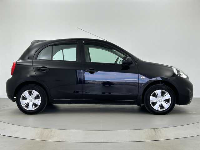 日産 マーチ 奈良県 2017(平29)年 1.1万km ピュアブラック 純正オーディオ/AM/FM/AUX/横滑り防止装置/ヘッドライトレベライザー/リモコンキー/純正フロアマット/電格ミラー/Wエアバッグ/ABS/ドアバイザー/ハロゲンライト/スペアタイヤ