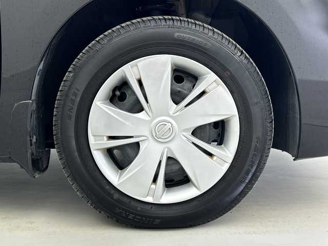 日産 マーチ 奈良県 2017(平29)年 1.1万km ピュアブラック 純正オーディオ/AM/FM/AUX/横滑り防止装置/ヘッドライトレベライザー/リモコンキー/純正フロアマット/電格ミラー/Wエアバッグ/ABS/ドアバイザー/ハロゲンライト/スペアタイヤ