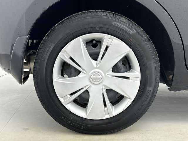 日産 マーチ 奈良県 2017(平29)年 1.1万km ピュアブラック 純正オーディオ/AM/FM/AUX/横滑り防止装置/ヘッドライトレベライザー/リモコンキー/純正フロアマット/電格ミラー/Wエアバッグ/ABS/ドアバイザー/ハロゲンライト/スペアタイヤ