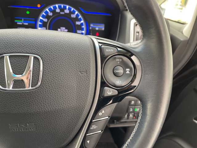 ホンダ オデッセイ ハイブリッド アブソルート ホンダセンシング 愛知県 2018(平30)年 4.1万km プレミアムヴィーナスブラックP ホンダセンシング/純正9型ナビ/両側パワースライドドア/レーダークルーズコントロール/全方位カメラ/パワーシート/コーナーセンサー/バックカメラ/ETC2.0/純正アルミホイール/インテリジェントミラー/リアオートエアコン/レーンキープアシスト/ドライブレコーダー/衝突軽減システム/フルセグ/CD DVD/Bluetooth/ステアリングスイッチ/スマートキー/プッシュスタート