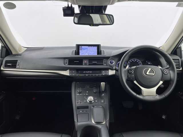 レクサス ＣＴ 200h バージョンC 群馬県 2014(平26)年 4.8万km ホワイトパールクリスタルシャイン L texシート（運転席ポジションメモリー/運転席・助手席ヒーター付）/＝＝＝＝＝/純正7インチナビ/・AM/FM/CD/DVD/Blu-ray/SD/USB/AUX/Bluetooth/フルセグTV/バックカメラ/クルーズコントロール/純正ビルトインETC/前後ドライブレコーダー/プッシュスタート/スマートキー