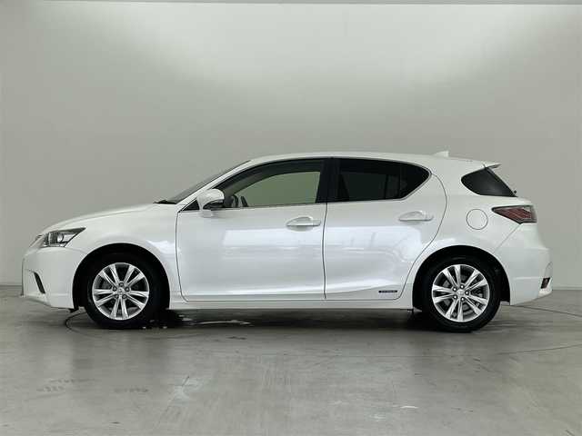 レクサス ＣＴ 200h バージョンC 群馬県 2014(平26)年 4.8万km ホワイトパールクリスタルシャイン L texシート（運転席ポジションメモリー/運転席・助手席ヒーター付）/＝＝＝＝＝/純正7インチナビ/・AM/FM/CD/DVD/Blu-ray/SD/USB/AUX/Bluetooth/フルセグTV/バックカメラ/クルーズコントロール/純正ビルトインETC/前後ドライブレコーダー/プッシュスタート/スマートキー