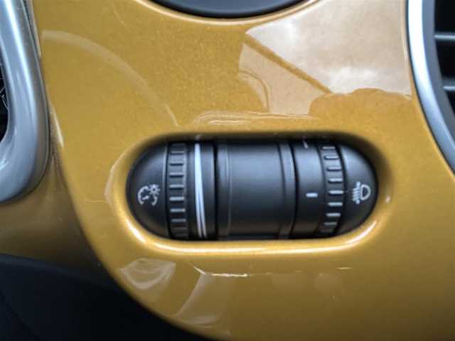 フォルクスワーゲン ザ・ビートル デザイン 長崎県 2017(平29)年 2.3万km ゴールドⅡ ワンオーナー/ワンセグテレビ/バックカメラ/プッシュスタート/オートライト/パワーウィンドウ/Bluetooth接続/ミュージックプレイヤ-接続
