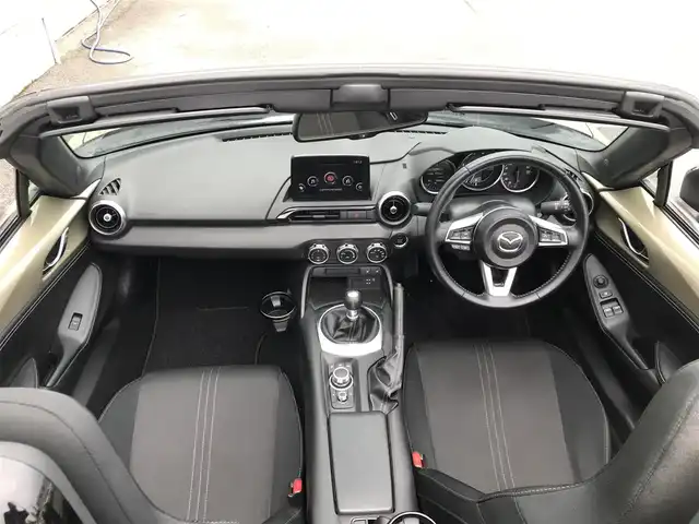 マツダ ロードスター S スペシャルパッケージ 富山県 2023(令5)年 5万km ジルコンサンドメタリック 6速MT/純正ナビ/フルセグTV/Bluetooth/衝突被害軽減ブレーキ/コーナーセンサー/レーンキープアシスト/クルーズコントロール/コマンダーコントロール/革巻きステアリング/ステアリングスイッチ/シートヒーター/プッシュスタート/スマートキー/LEDヘッドライト/オートライト