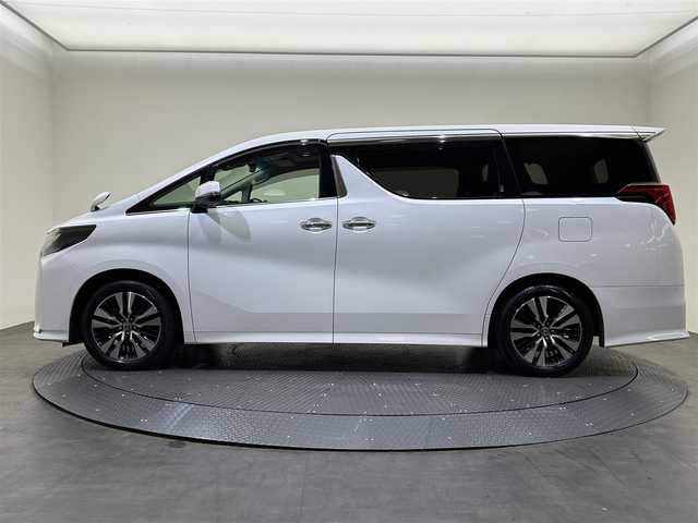 トヨタ アルファード S Cパッケージ 愛媛県 2022(令4)年 2.6万km ホワイトパールクリスタルシャイン ・９型ナビ（フルセグＴＶ・ＢＴ・ＣＤ・ＤＶＤ・ＦＭ・ＡＭ・ａｐｐｌｅ　ｃａｒｐｌａｙ・ａｎｄｒｏｉｄ　ａｕｔｏ）/・バックカメラ　/・サンルーフ　/・１２．１型後席モニター　/・ＥＴＣ　/・前方ドラレコ　/・レーダークルーズコントロール/・ステアリングヒーター/・オートマチックハイビーム/・DN席パワーシート/・DN席シートヒーター/・DN席ベンチレーション/・テレビキャンセラー