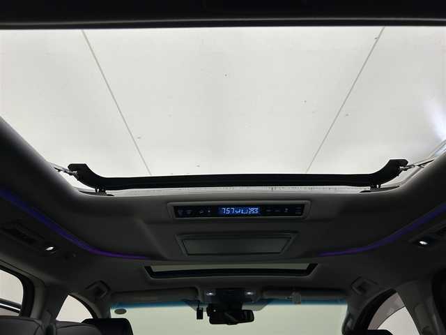 トヨタ アルファード S Cパッケージ 愛媛県 2022(令4)年 2.6万km ホワイトパールクリスタルシャイン ・９型ナビ（フルセグＴＶ・ＢＴ・ＣＤ・ＤＶＤ・ＦＭ・ＡＭ・ａｐｐｌｅ　ｃａｒｐｌａｙ・ａｎｄｒｏｉｄ　ａｕｔｏ）/・バックカメラ　/・サンルーフ　/・１２．１型後席モニター　/・ＥＴＣ　/・前方ドラレコ　/・レーダークルーズコントロール/・ステアリングヒーター/・オートマチックハイビーム/・DN席パワーシート/・DN席シートヒーター/・DN席ベンチレーション/・テレビキャンセラー