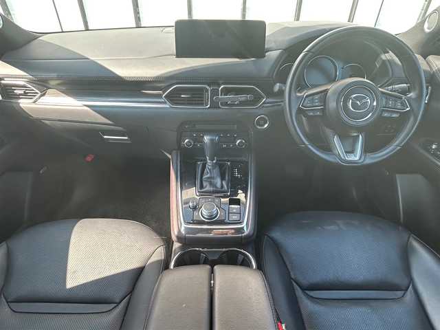 マツダ ＣＸ－８ XD Lパッケージ 大阪府 2022(令4)年 1.8万km スノーフレイクホワイトパールマイカ 純正ナビ/  フルセグTV/Bluetooth/USB/全方位モニター/ＢＯＳＥサウンド/ターボ車/衝突軽減ブレーキ/横滑り防止装置/コーナーセンサー/ＢＳＭ/サンルーフ/全席シートヒーター/ヘッドアップディスプレイ/電動リアゲート/前席パワーシート（運転席メモリー付き）/レーダークルーズコントロール/レーンキープアシスト/アイドリングストップ/前後ドライブレコーダー/オートマチックハイビーム/ワイヤレス充電/純正19インチアルミホイール/純正フロアマット/プッシュスタート/スマートキー/ルーフレール/ＬＥＤ/ＥＴＣ