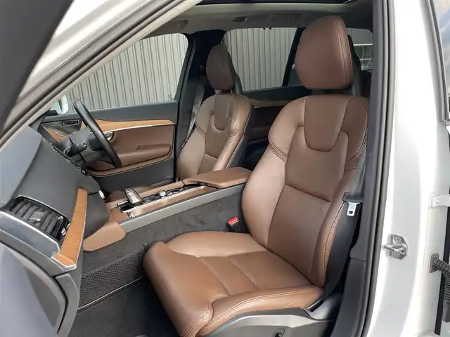 ボルボ ＸＣ９０ B5 AWD ノルディックED 福島県 2020(令2)年 3.8万km クリスタルホワイトP 特別仕様車/パノラマサンルーフ/HarmanKardon/アダプティブクルーズコントロール/ブラインドスポットモニター/レーン・キーピング・エイド/レーン・チェンジ・マージ・エイド/フル・アクティブ・ハイビーム/インテリセーフ/茶革シート/シートヒーター(全席)/パワーシート/パワーリアゲート/フットオープナー/純正ナビ(BT/USB/CD)/AppleCarPlay/フルセグTV/バックカメラ/360°/純正20AW/オートホールド/ドライブレコーダー(前後)/ETC/取扱説明書/保証書/スペアキー