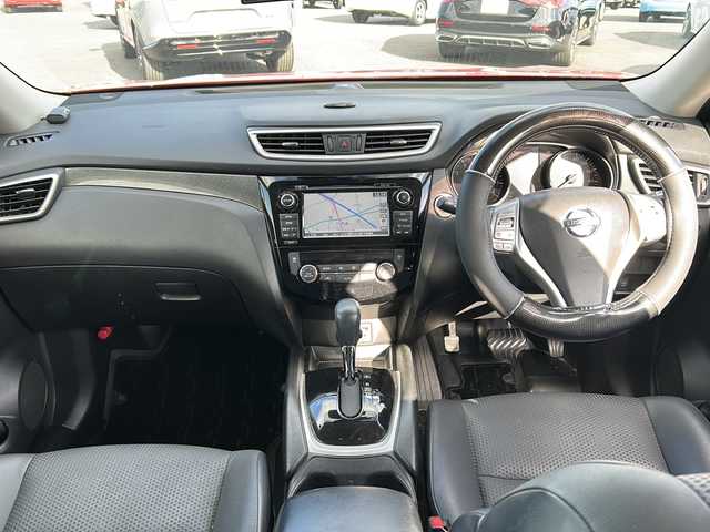 日産 エクストレイル 20X エマージェンシーブレーキ 千葉県 2014(平26)年 7.1万km ローズレッドパール 純正ナビ/CD/DVD/フルセグTV/Bluetooth/前方ドライブレコーダー/全方位カメラ/レーンキープアシスト/横滑り防止装置/盗難防止装置/衝突軽減ブレーキ/オートライト/プッシュスタート/スマートキー/スペアキー１本/保証書/取扱説明書