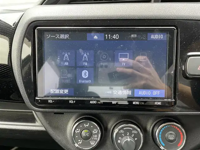 トヨタ ヴィッツ F セーフティーエディションⅢ 千葉県 2019(平31)年 2.9万km ホワイトパールクリスタルシャイン 純正9インチメモリナビ/(フルセグTV/CD/DVD/BT/FM/AM)/バックカメラ/衝突軽減ブレーキ/車線逸脱警報/横滑り防止装置/ETC/ドライブレコーダー/LEDヘッドライト/フォグランプ/オートライト/電動格納ミラー/シートリフター/プッシュスタート/スマートキー/フロアマット/ドアバイザー/スペアキー/取扱説明書/保証書