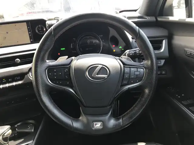 レクサス ＵＸ 250h Fスポーツ 富山県 2020(令2)年 9.5万km マダーレッド 〇4WD/〇純正10.3インチナビ	/〇フルセグTV	/〇バックカメラ/〇パノラマモニター	/〇ビルトインETC2.0		/〇セーフティシステム＋	/〇レーダークルーズコントロール	/〇プリクラッシュセーフティ	/〇パワーバックドア	/〇LEDヘッドランプ	/〇オートライト	/〇フォグランプ	/〇純正18インチアルミ	/〇革巻きステアリング	/〇ステアリングヒーター	/〇パドルシフト	/〇合皮シート	/〇シートヒーター	/〇パワーシート	/〇スマートエントリー	/〇禁煙車
