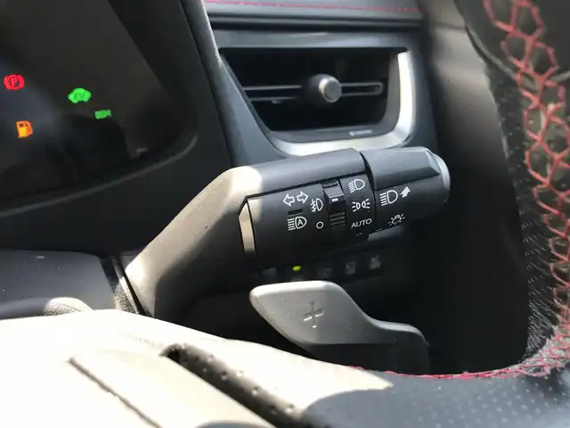 レクサス ＵＸ 250h Fスポーツ 富山県 2020(令2)年 9.5万km マダーレッド 〇4WD/〇純正10.3インチナビ	/〇フルセグTV	/〇バックカメラ/〇パノラマモニター	/〇ビルトインETC2.0		/〇セーフティシステム＋	/〇レーダークルーズコントロール	/〇プリクラッシュセーフティ	/〇パワーバックドア	/〇LEDヘッドランプ	/〇オートライト	/〇フォグランプ	/〇純正18インチアルミ	/〇革巻きステアリング	/〇ステアリングヒーター	/〇パドルシフト	/〇合皮シート	/〇シートヒーター	/〇パワーシート	/〇スマートエントリー	/〇禁煙車