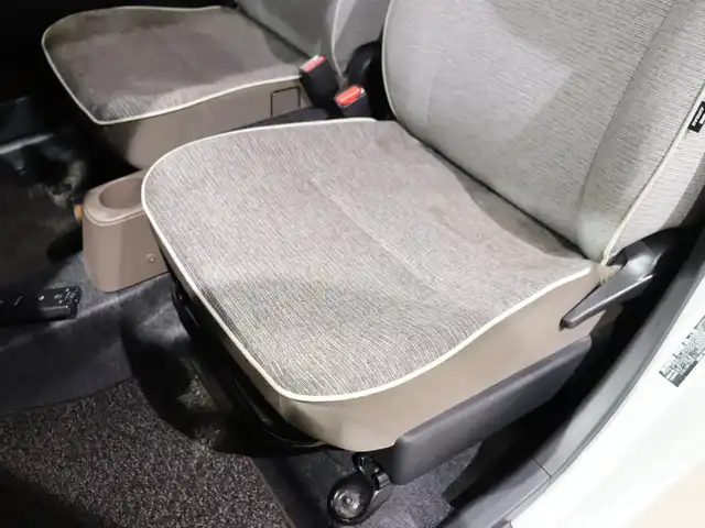 ダイハツ ミラ トコット G SA Ⅲ 静岡県 2019(平31)年 4.2万km セラミックグリーンM ワンオーナー/ナビ　フルセグテレビ/360°カメラ　/アイドリングストップ/ドアバイザー/プッシュスタート/ETC/D席+N席シートヒーター/USB